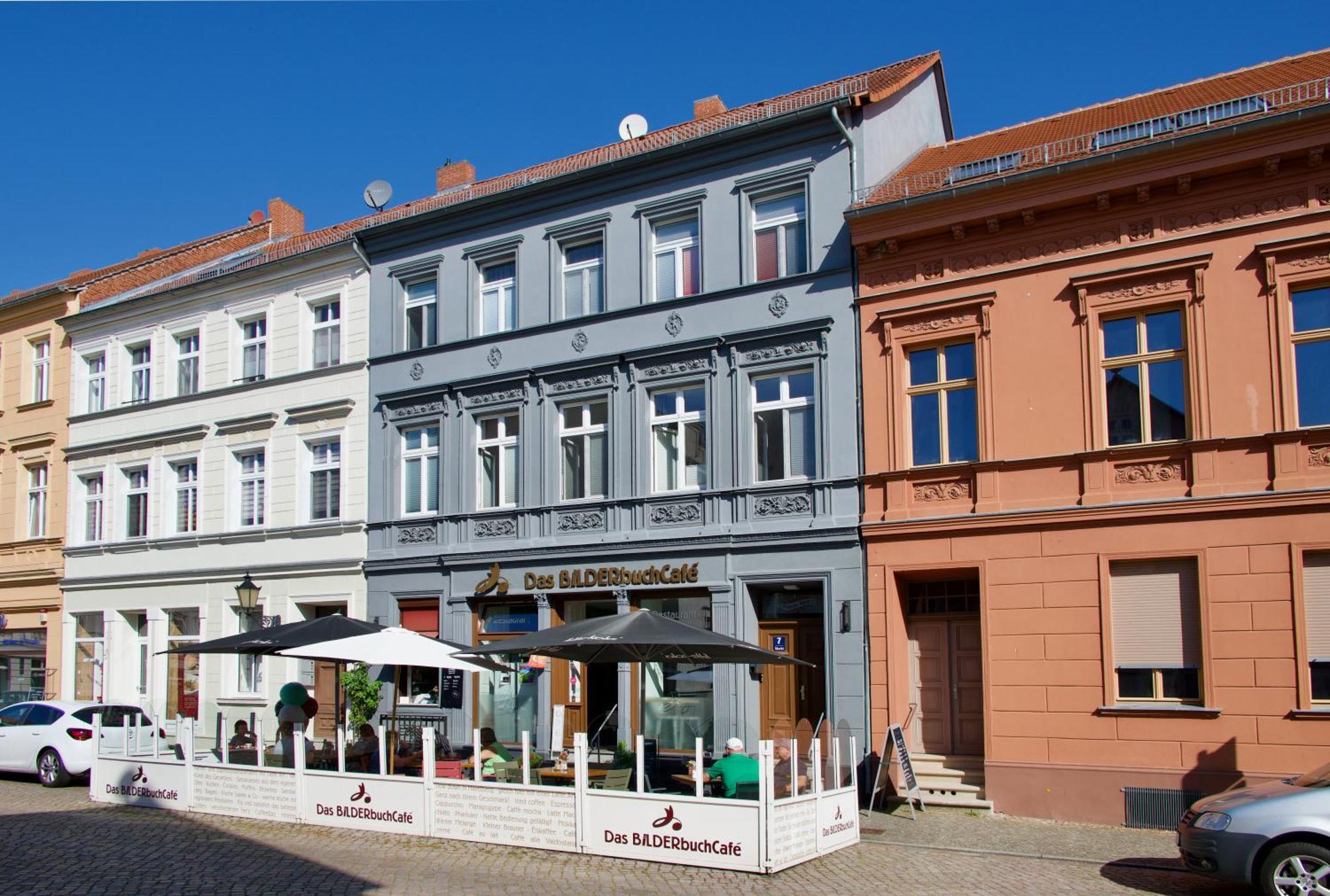 Das Bilderbuchcafe - Pension Markt 7 ハーフェルベルク エクステリア 写真